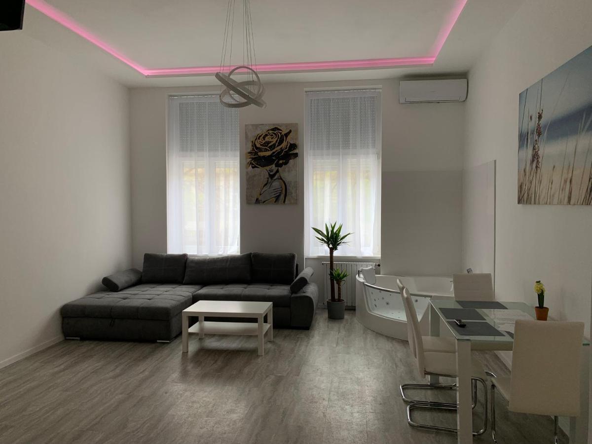 Luxury Apartment In The Central บูดาเปสต์ ภายนอก รูปภาพ